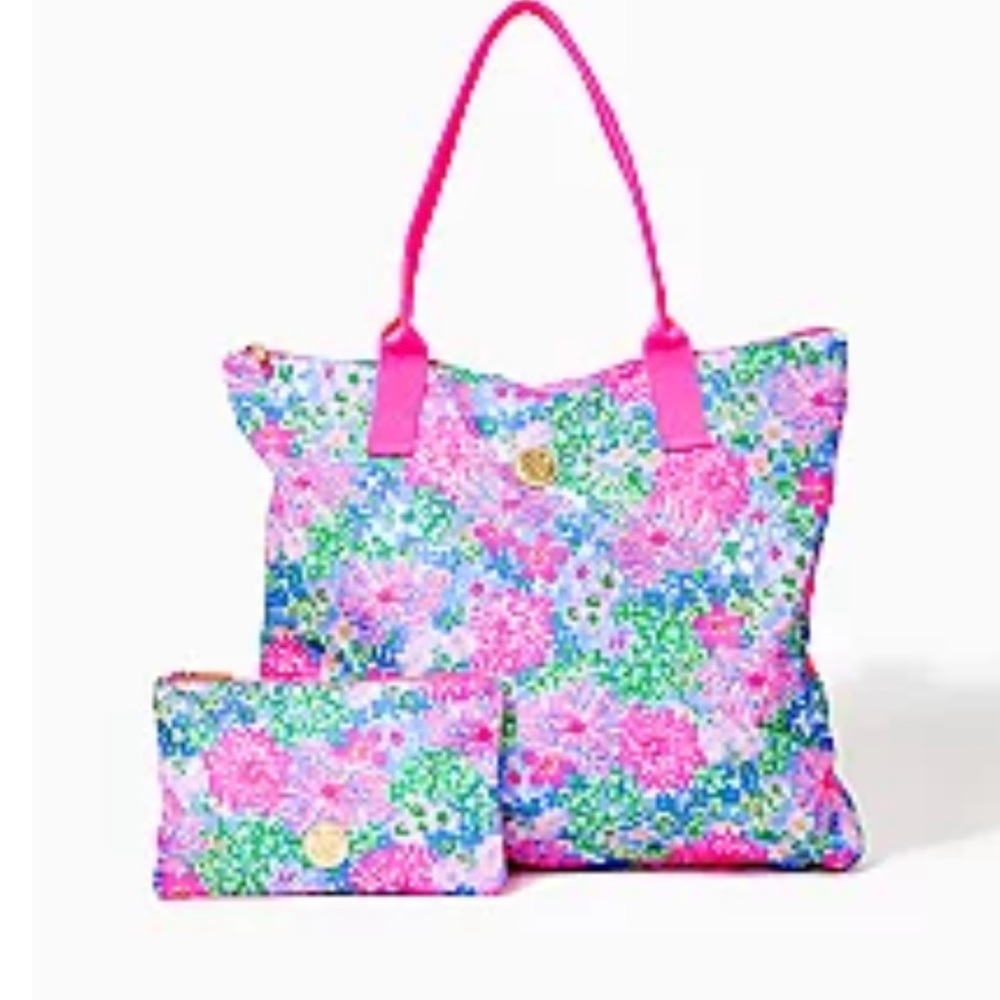 packable Lilly Pulitzer tote